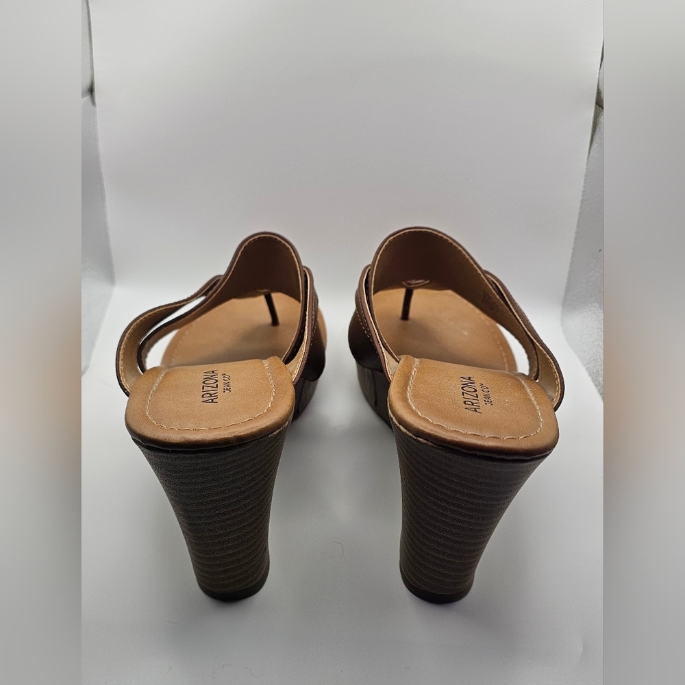 Arizona Jean Co Brown Wedge Thong Sandals Slip-On Comfort Summer Shoes - Sz 10 - Picture 5 of 7